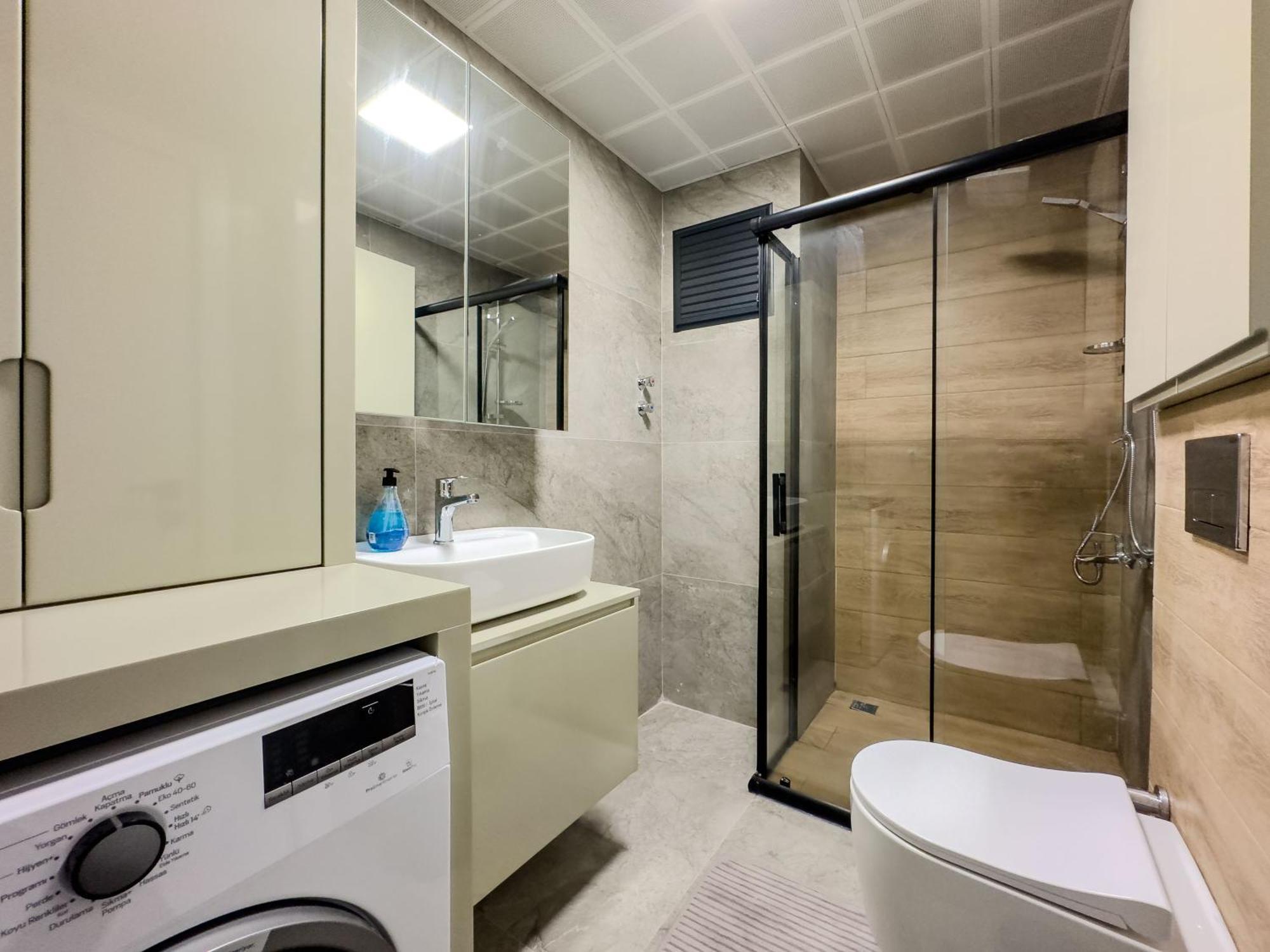 Havalimani Manzarali Lux Daire Aksu  Ngoại thất bức ảnh